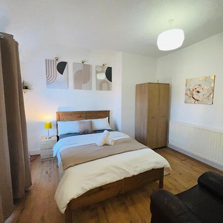 Adorable Double Room Middlesbrough Exterior photo