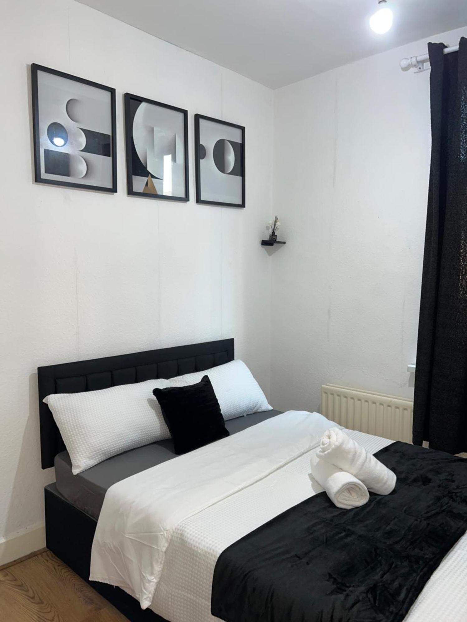 Adorable Double Room Middlesbrough Exterior photo